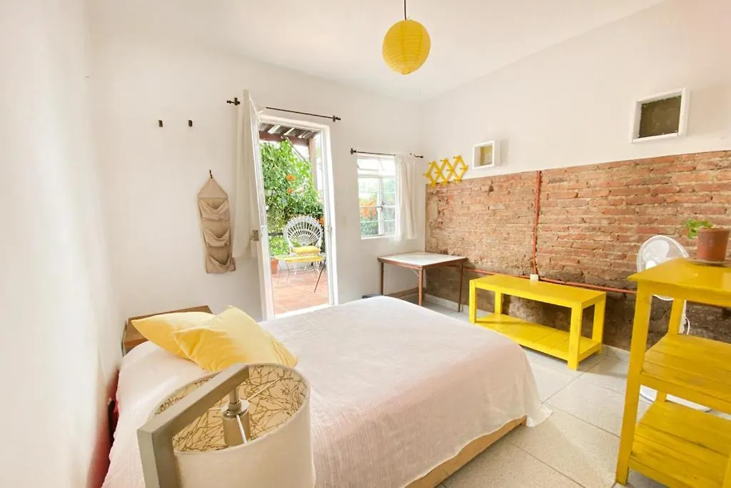 Casa Canario Hostel Guadalajara