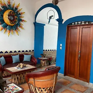 Pensión Clarita, Guadalajara
